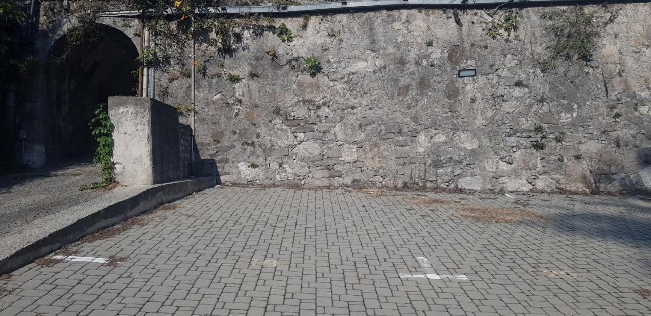 Lake Como Casa La Rosa Abbadia Lariana Bagian luar foto