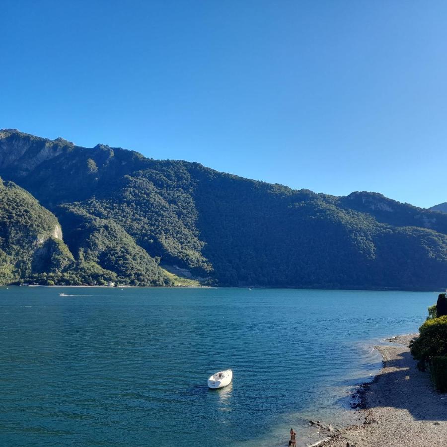 Lake Como Casa La Rosa Abbadia Lariana Bagian luar foto