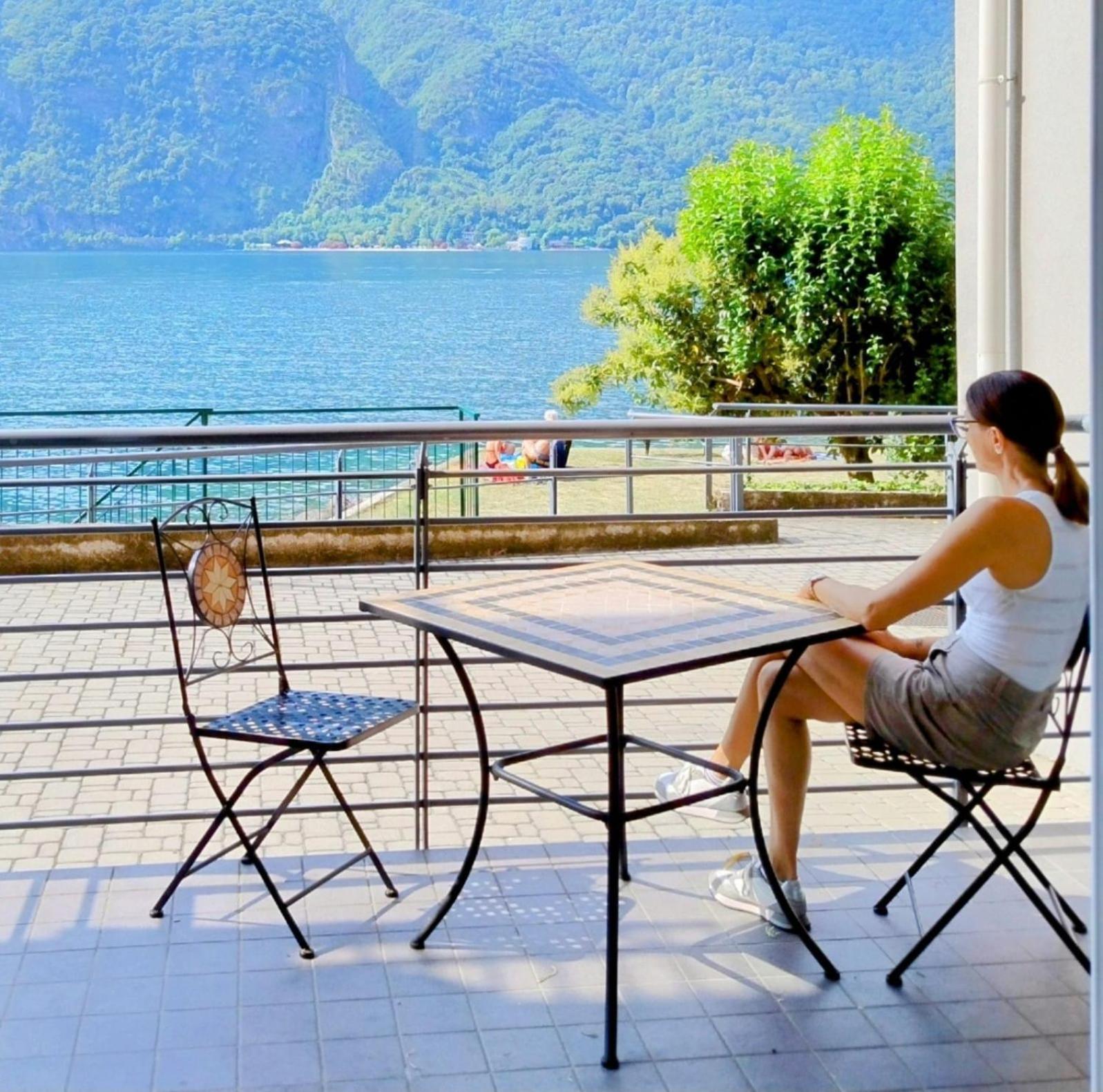 Lake Como Casa La Rosa Abbadia Lariana Bagian luar foto