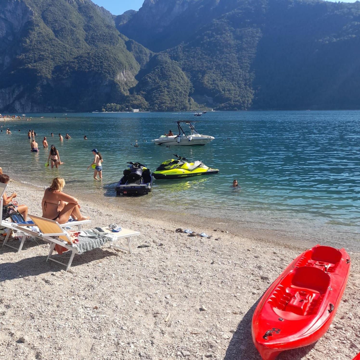 Lake Como Casa La Rosa Abbadia Lariana Bagian luar foto