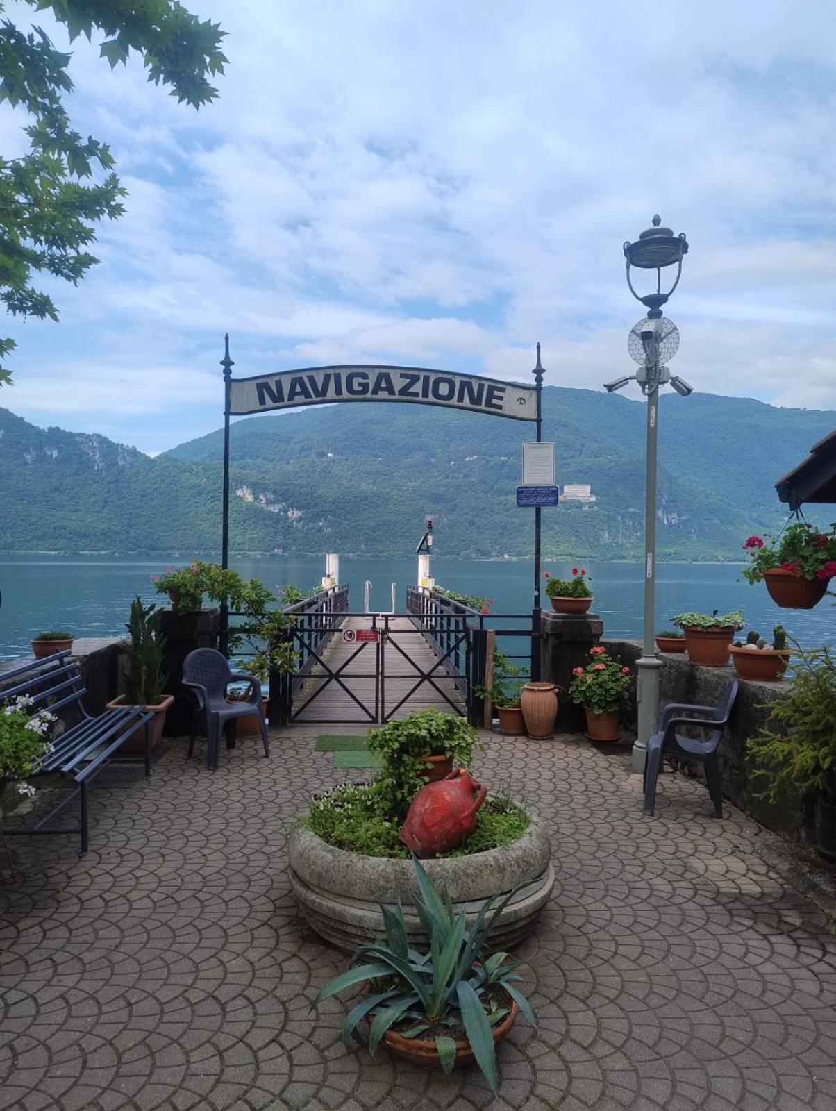 Lake Como Casa La Rosa Abbadia Lariana Bagian luar foto