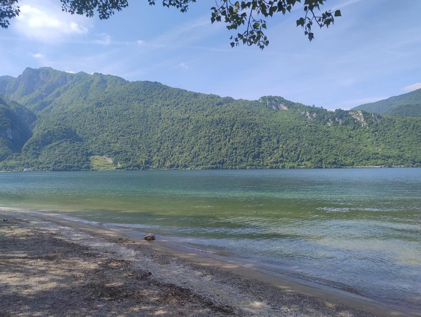 Lake Como Casa La Rosa Abbadia Lariana Bagian luar foto